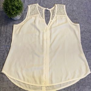 Banana Republic lace detail tank